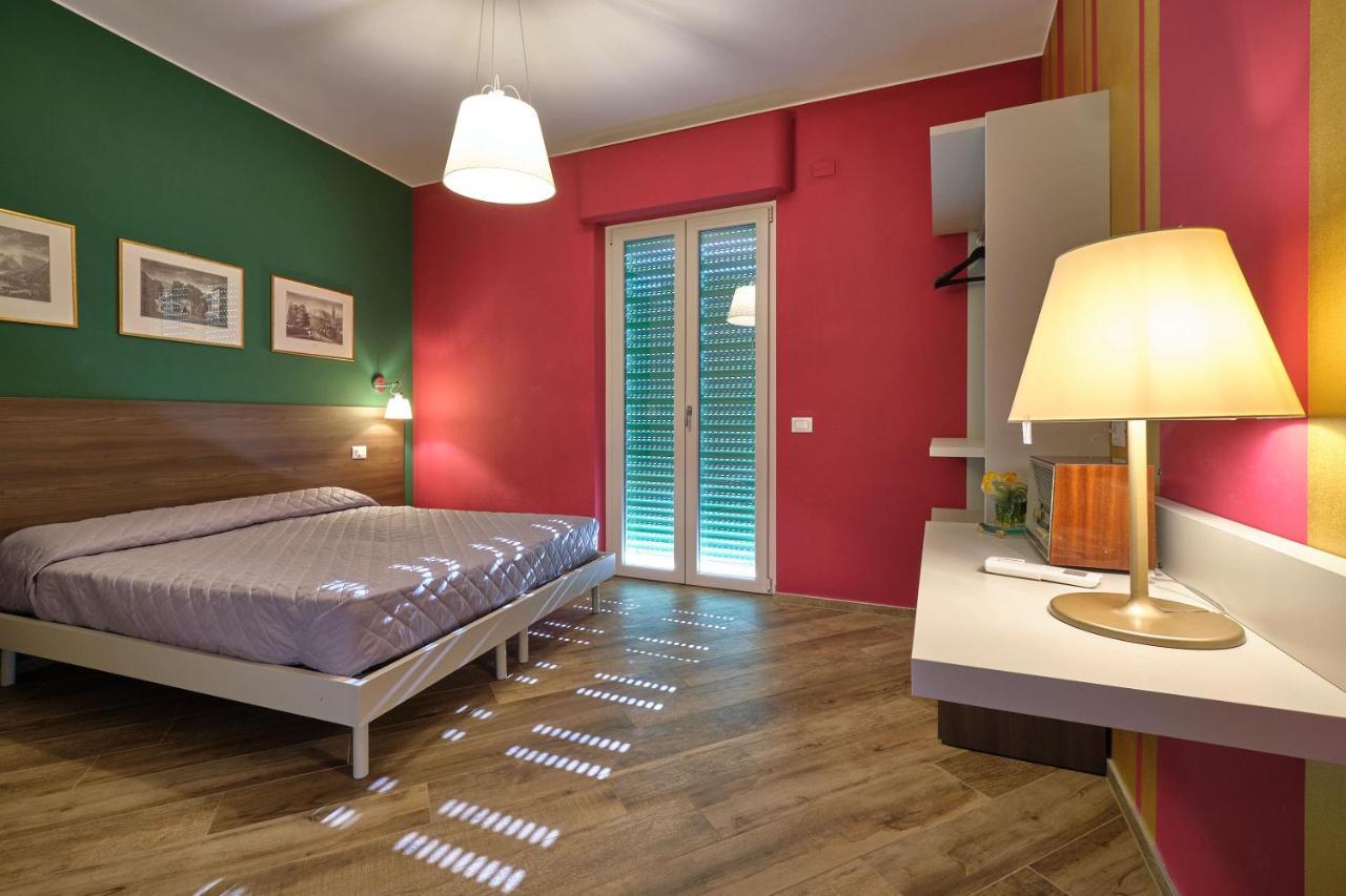 Apartmentsgarda - Residenza Antiche Mura * Garda (Verona)