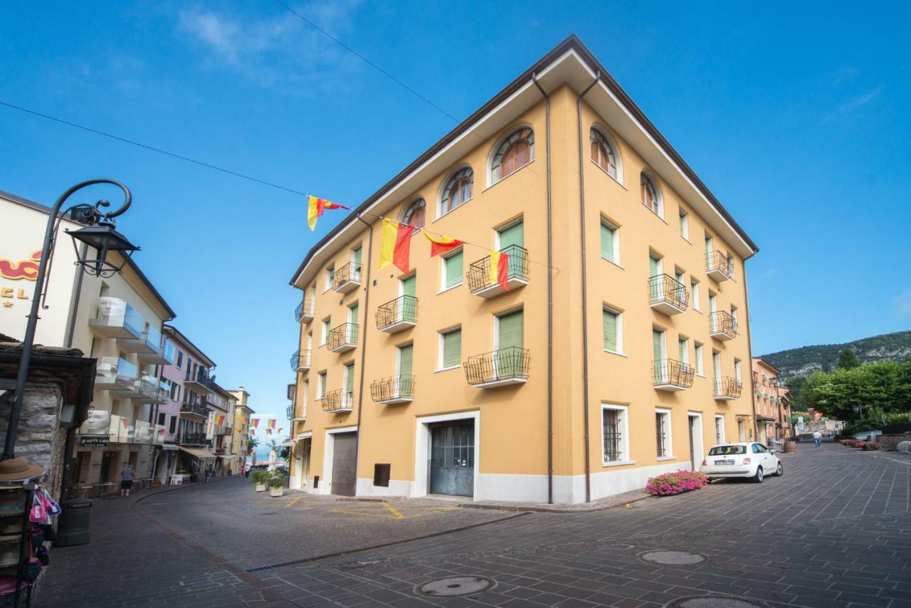 Apartmentsgarda - Residenza Antiche Mura Apartment *